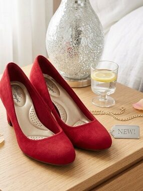 Red Suede Low Heel Pumps - Women's Classic Court Shoes